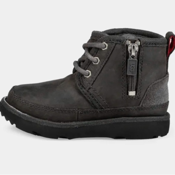 Ugg Neumel II Unisex Youth Charcoal Gray Lace Up Boots Waterproof Size 10 USED - Picture 2 of 13